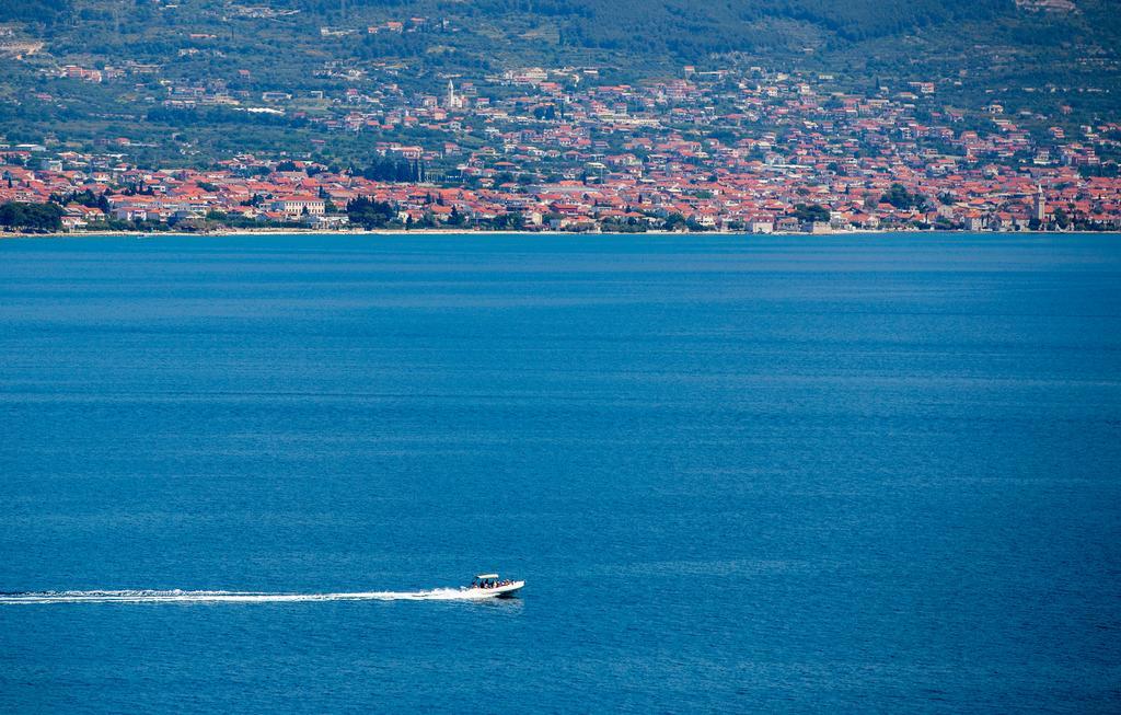 Apartments In Villa Top Trogir Exterior photo